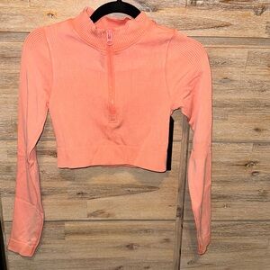 Long sleeve work out top